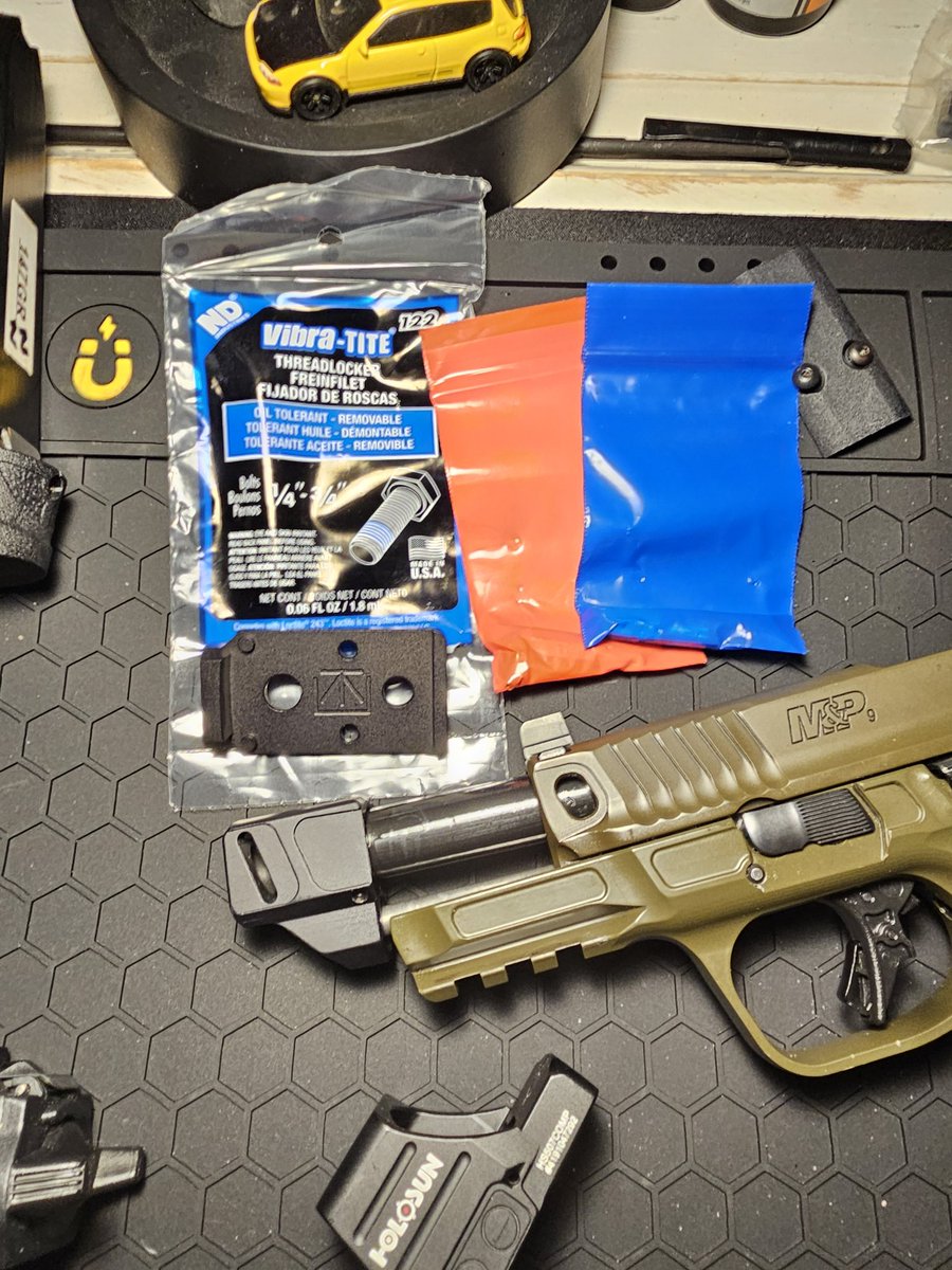 b_madd327's tweet photo. Shoutout to @calculated_k and their dogtag for being an absolutely phenomenal product! Hit them up for any of your optic plate needs! Cant wait to get this thing back out on the range! https://t.co/I6RPZX9yv6