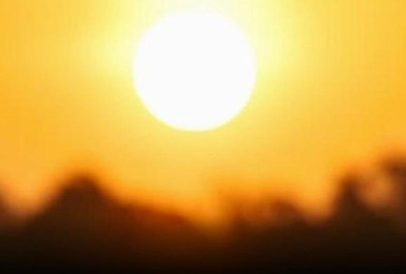 Sensação térmica pode chegar a 70°C na buceta do teu pai. Assine para mais notícias sobre seu pai de vagina