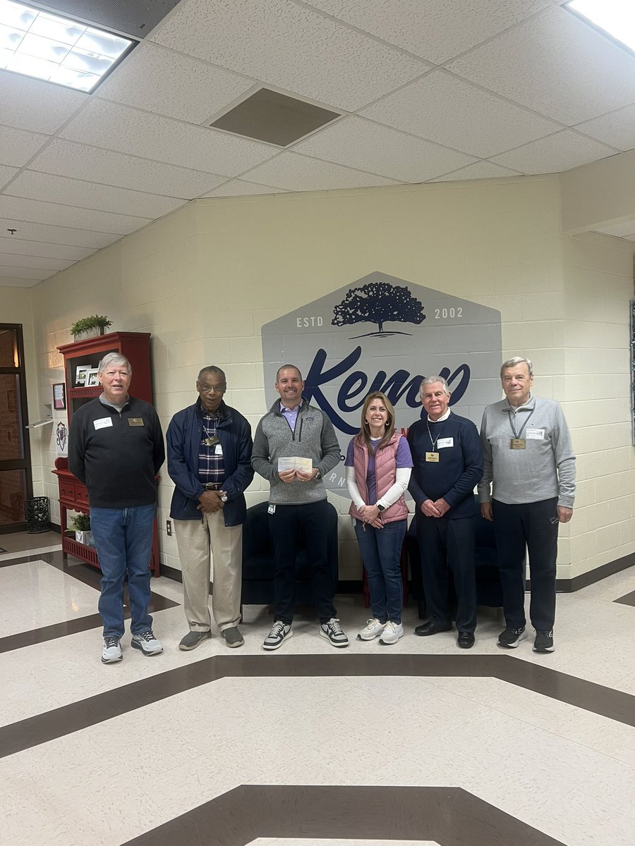 We are so lucky for everything our Lost Mountain Kiwanis Club does for our students and school. Congratulations to these students for being picked for this months Terrific Kids! And thank you for making a donation to our school! #LearnLeadExcel @cobbschools