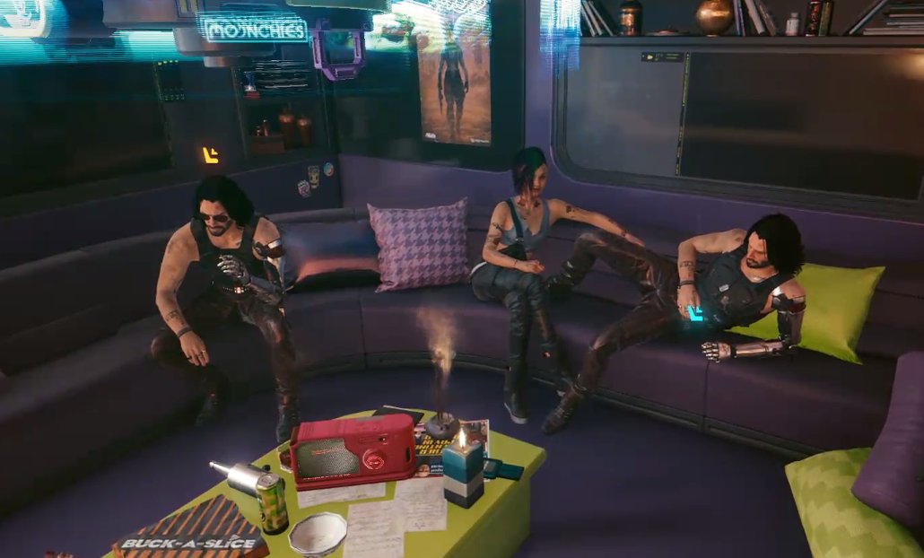 IsabelleV2008's tweet image. Not sure how this happened but I can&apos;t think of a scenario where two Johnny&apos;s is a bad thing.