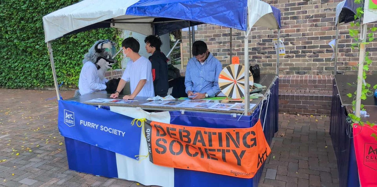 jbarda_'s tweet photo. O week stall allocations went hard this year https://t.co/Wg52qREQUO