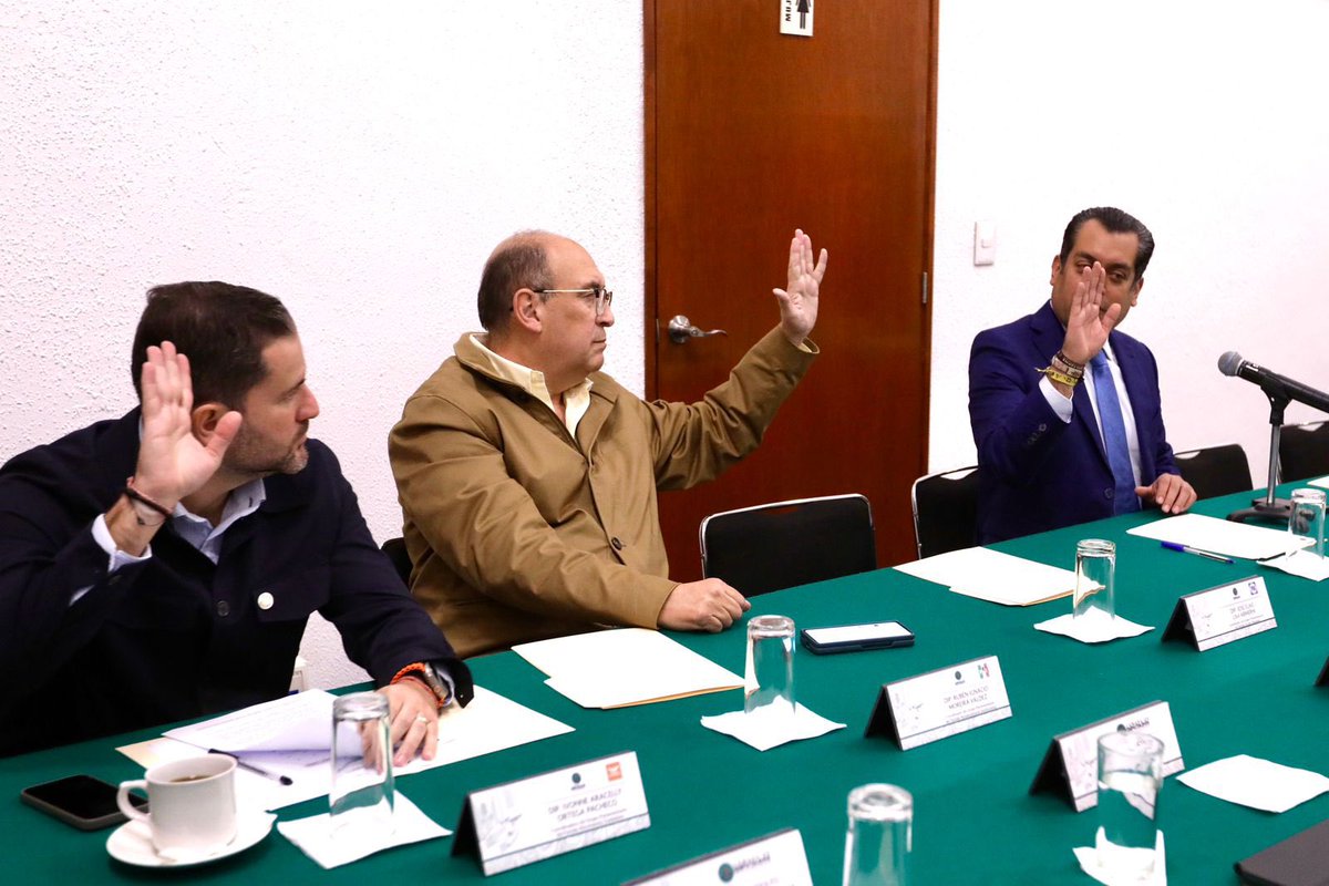 rubenmoreiravdz's tweet photo. Día de trabajo en la Conferencia para la Dirección y Programación de los Trabajos #Legislativos de la @Mx_Diputados . https://t.co/bS5KVoYfZc