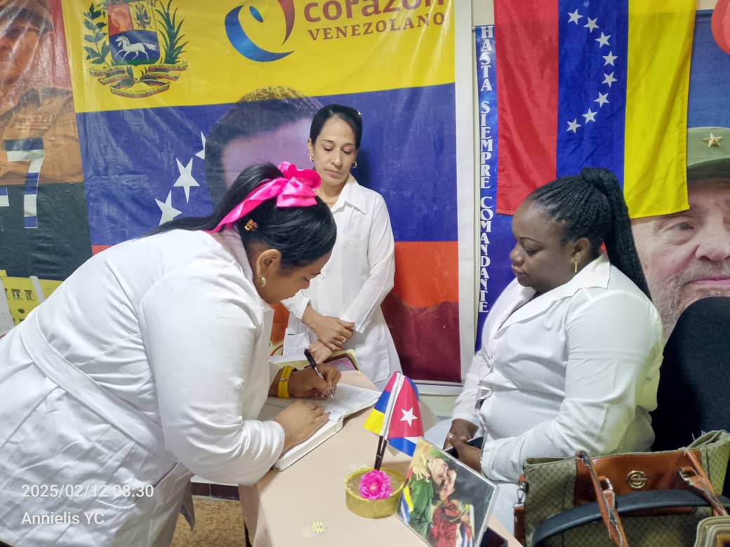 Estado Delta Amacuro Municipio Tucupita. Se realiza el Acto de Bienvenida a Colaboradores de Nuevo Ingreso al Estado. Con la Presencia de la Dra Yoanes Bueno Delis Jefa de la MMC en el Estado. Y Funcionario Estaduales .
<a href="/cubacooperaven/">Brigada Médica Cubana en Venezuela</a> 
<a href="/FerathR63646/">Ilenis</a>
<a href="/DrYusleivy/">Dr. Yusleivy Martínez</a> 
<a href="/delta1310432/">Delta Amacuro</a>