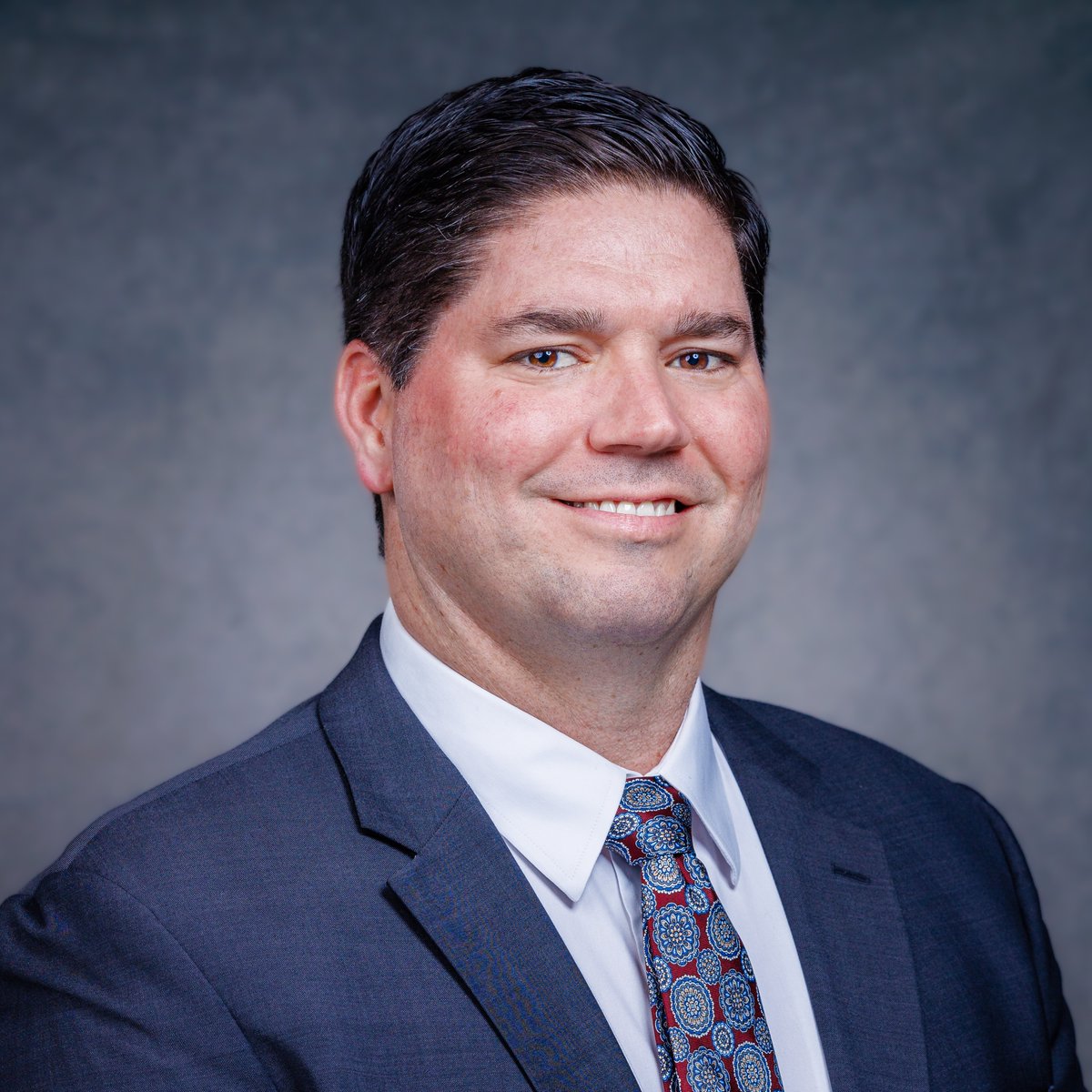 Join us in celebrating Warwick High School's Lucas Brown, the 2025 Virginia Interscholastic Athletic Administrators Association Class 5/6 Athletic Director of the Year! 🎉👏 #NNPSProud <a href="/WarwickRaiders/">Warwick High School</a> 

Read more about this achievement: bit.ly/NNPS-LucasBrown