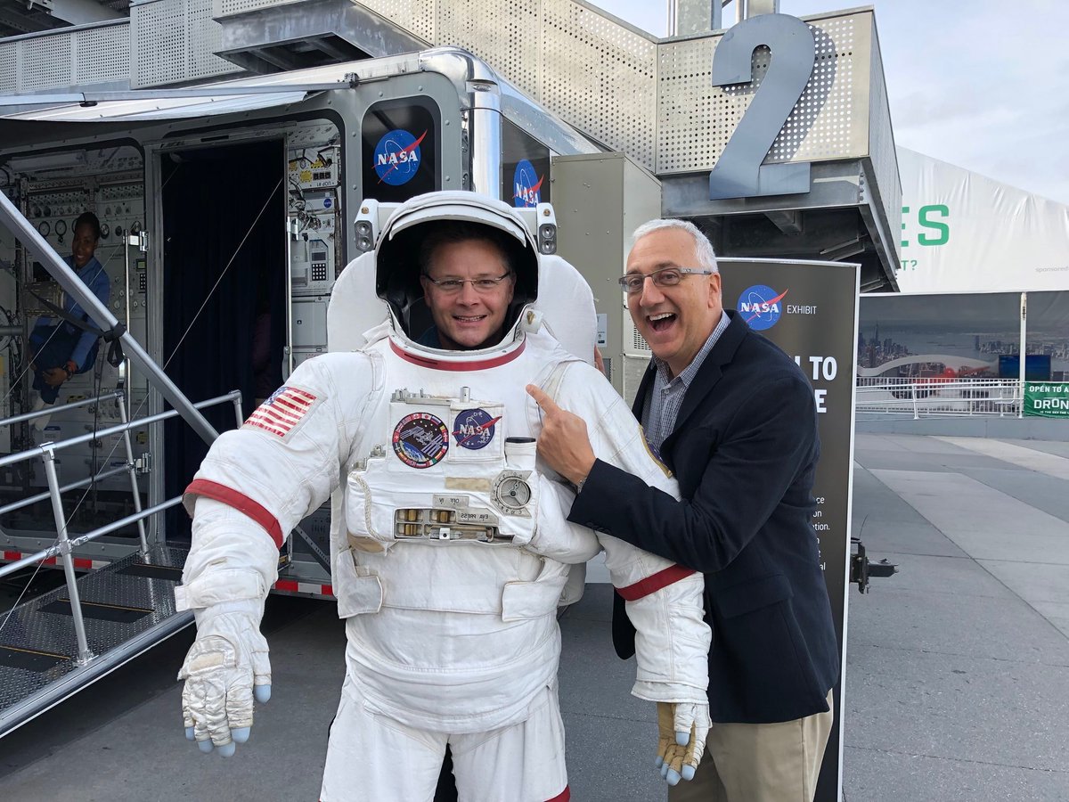 Doug Wheelock (@doug__wheelock) on Twitter photo 