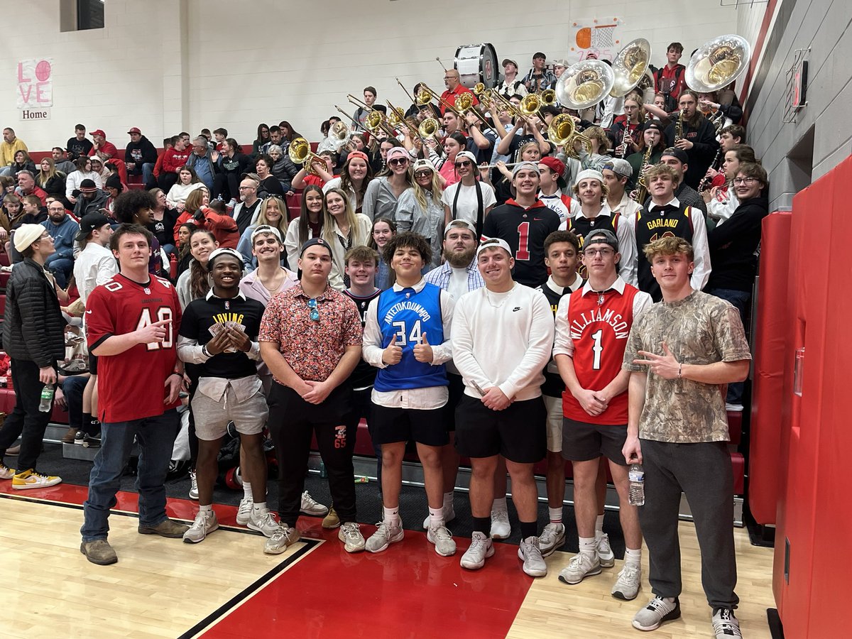 The J Crew is ready as a pair of 14-win teams match up