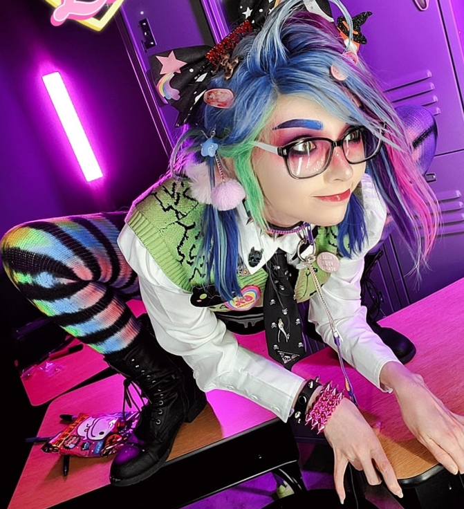 TELL ME YOUR FAV SET OF MINE
*adjusts glasses* its data! for a thing! A thing!

If you dont know the set name, drop a pic of it ⬇️