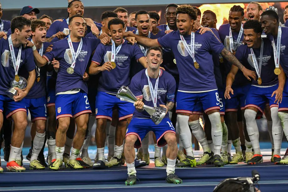 AO Boston tweet media