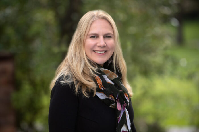 MarathonPetroCo's tweet photo. Shining a spotlight on Anne Partmann, PG, Refining Environmental Supervisor at the Martinez Renewables facility in Martinez, California.

Her journey into environmental science is driven by a deep passion for nature and a commitment to understanding the world around us.

💻 Read more about her story here:
https://t.co/SknDnYQuOq