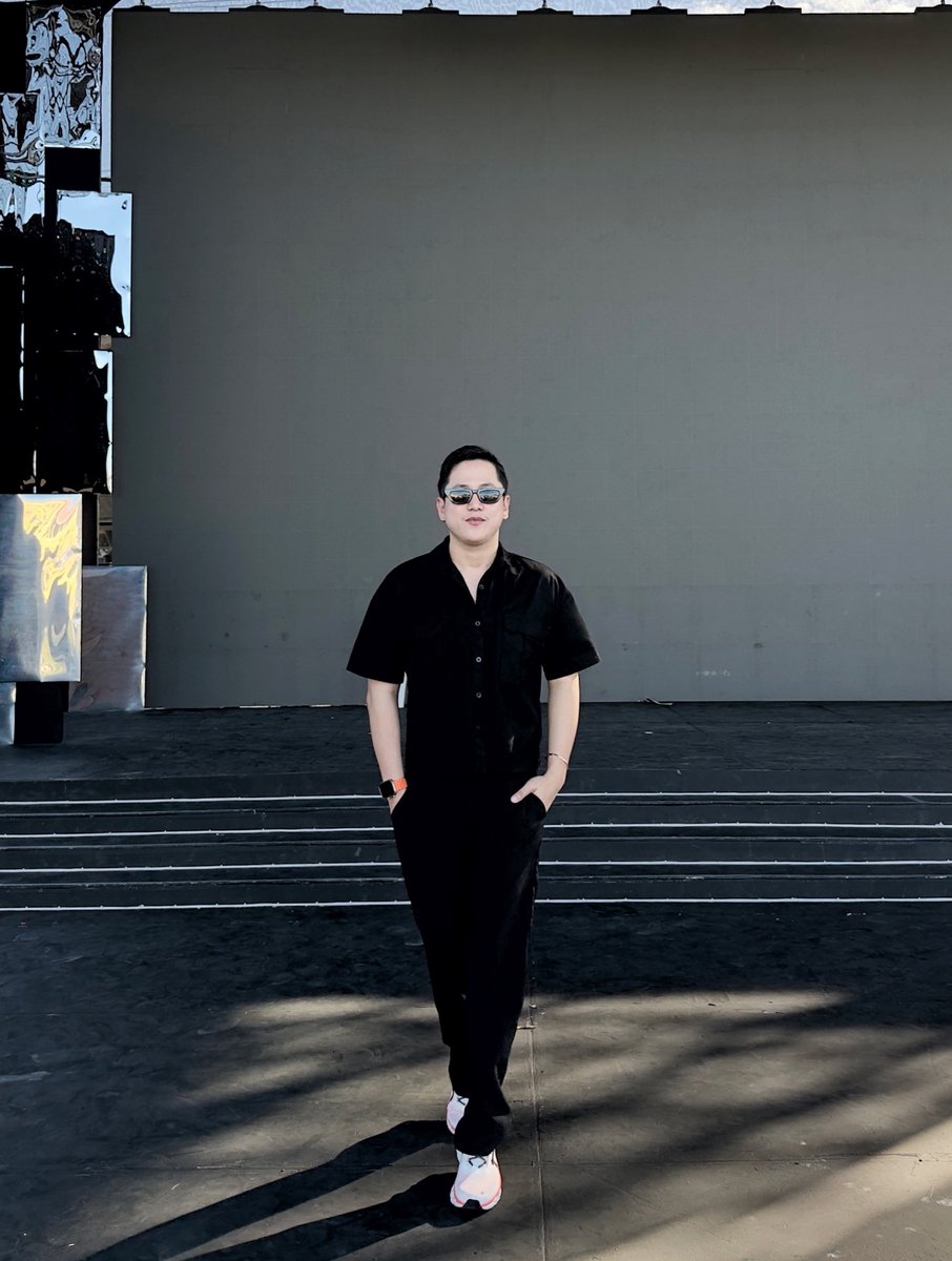 castroecho's tweet image. 🖤🤍🧡