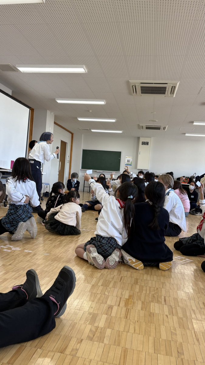 GSChiba80's tweet photo. いくつものプログラムを通じて、身近なインターネットの安全な使い方について考え、理解を深める時間😊

今回は、千葉県の市川と浦安のガールスカウト合同で行われ、とても賑やかな活動の場となりました❗️

体験参加された皆さま、ありがとうございました☘️

#ガールスカウト体験
#異年齢教育 https://t.co/yxMKLKcbzk