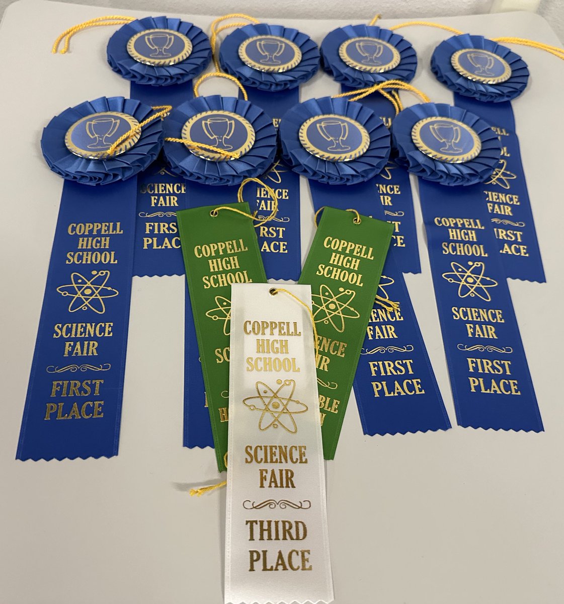Laronna_D's tweet photo. Congratulations @CHS_9 @coppellisd Science Fair winners. Good luck this weekend at regionals! #chs9family @CISD_Science https://t.co/AHgg8T4dy6