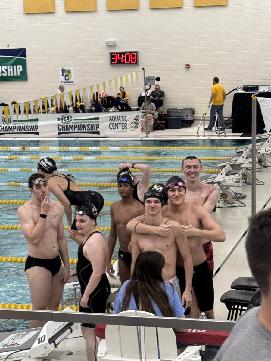 ColeKaleena's tweet photo. HCAC Manchester University swim conference!!! https://t.co/vryvJRO2D5
