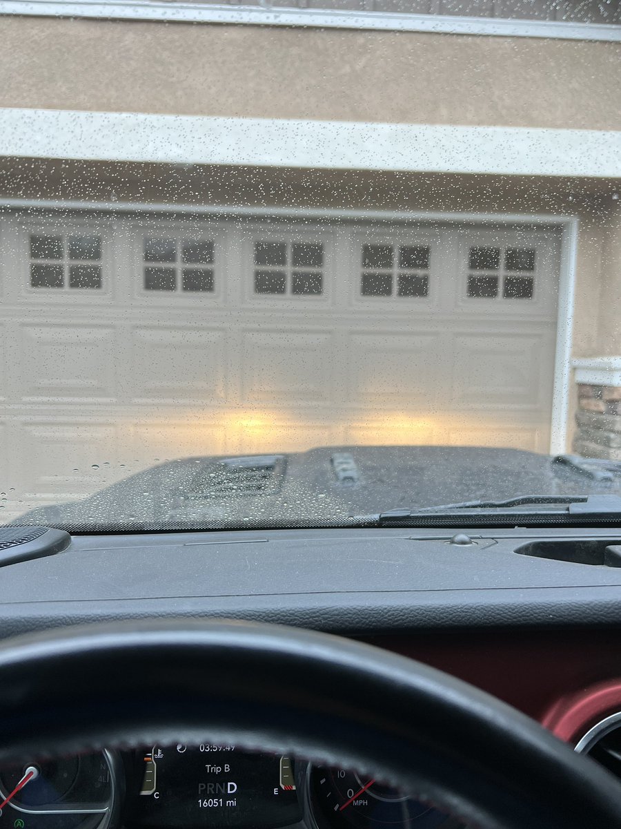 CoachPost_'s tweet photo. Rained out. Home by 4:40pm. What do I do now?
#unchartedterritory https://t.co/mWsDVOKfml