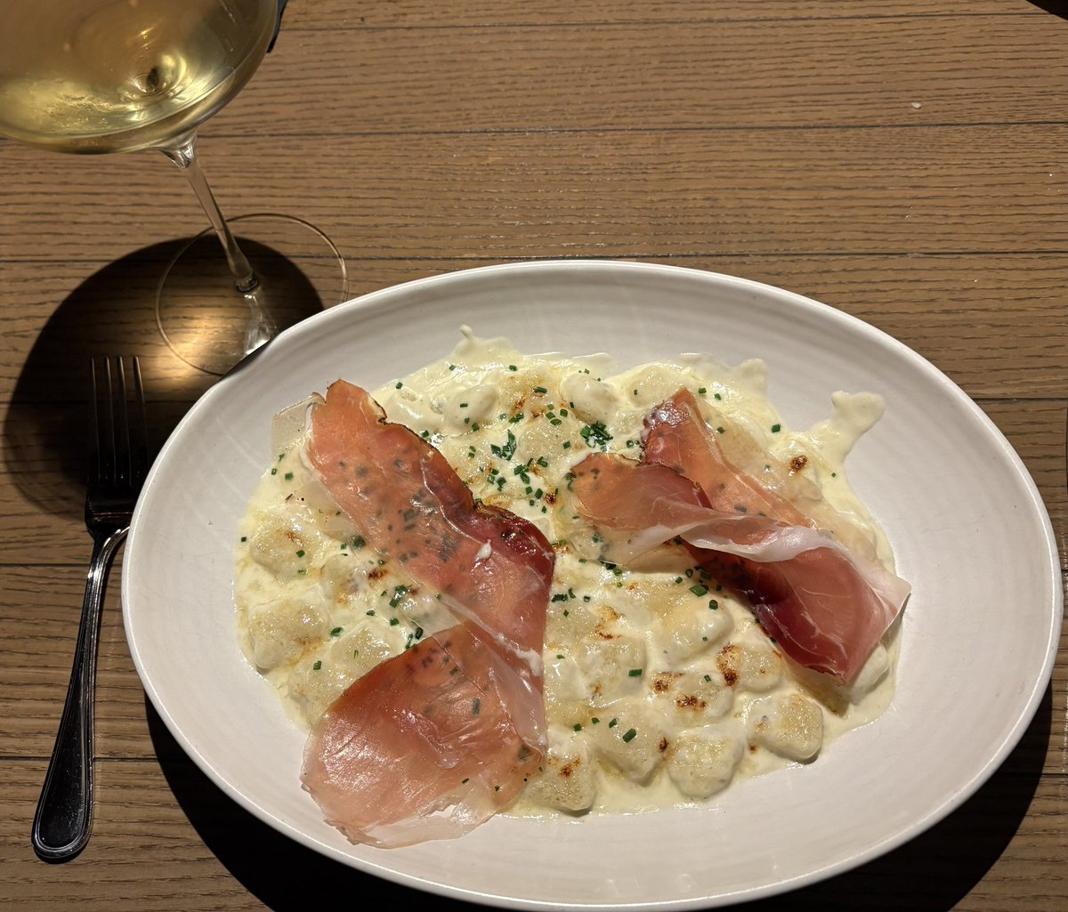 all4aurora's tweet image. My dinner vs his