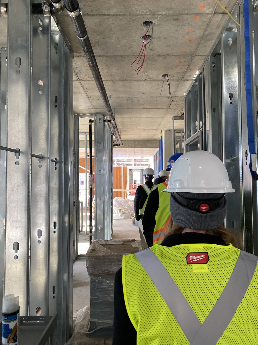 Oliver Tennant tweet media