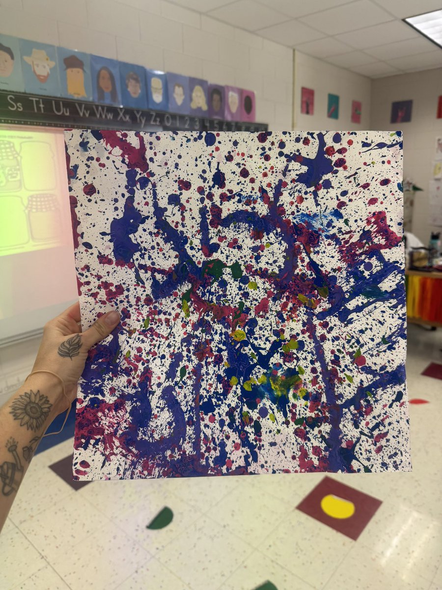 ms_stowers's tweet photo. Splatter Art by 5th grade !!! Inspired by Artist Jason Pollock ! https://t.co/YM6OgYB2fD