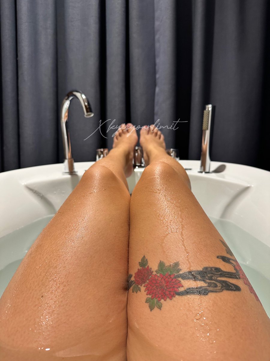 Empress Xky (@xkyisyourlimit) on Twitter photo Nothing like an aftercare at a nice hotel room after a long day of violently sexy sessions ๐ฉธ
Domming is hard work that requires lots of physical, mental, and spiritual energy and presence.
Have you thanked your Domme today?
Throne.com/xkyisyourlimit
<a href="/AsiaDomina/">Asia Dominatrix</a> Nothing like an aftercare at a nice hotel room after a long day of violently sexy sessions ๐ฉธ
Domming is hard work that requires lots of physical, mental, and spiritual energy and presence.
Have you thanked your Domme today?
Throne.com/xkyisyourlimit
<a href="/AsiaDomina/">Asia Dominatrix</a>
