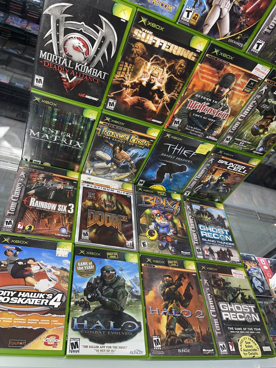 gameplayla's tweet photo. Check out all these games we just got in for Original Xbox. All now ready to take home and play! Come on in! 

Buy, Sell, Trade all your video games here! 
🎮
📍10937 Venice Blvd, Los Angeles CA 90034
🎮
Hours: 11am-7pm 
🎮
Phone#: (310)-842-7776 
#gameplayla #retrostore #xbox https://t.co/2QrbTwevJh