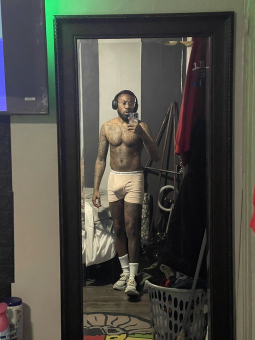 Watch the Jspot's leaked NSFW photo on TwXstars