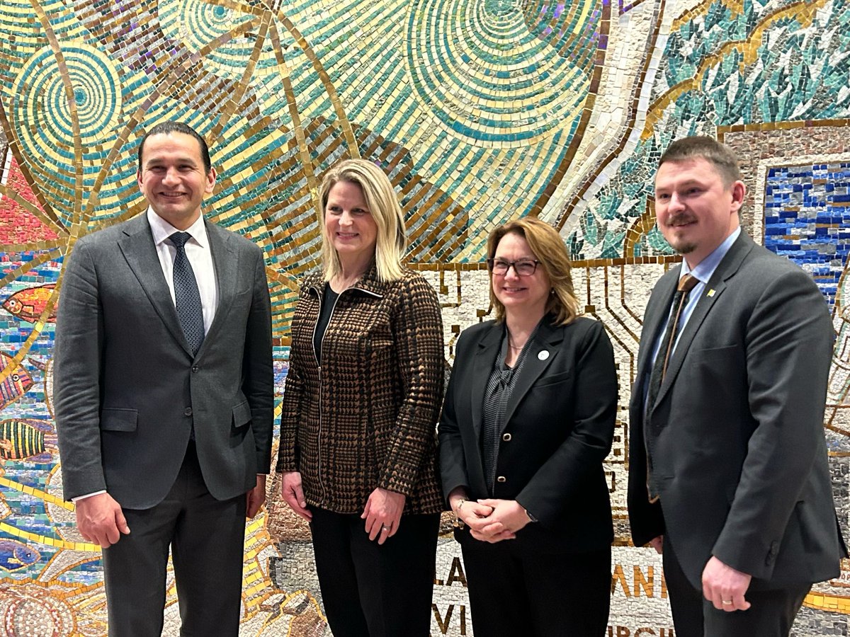 The U.S. tariffs put jobs and entire communities at risk, on both sides of the border. 

Today, Canadian and American labour leaders met with premiers, led by <a href="/WabKinew/">Wab Kinew</a>, <a href="/Dave_Eby/">David Eby</a>, and @J_akeeagok to chart a path forward.