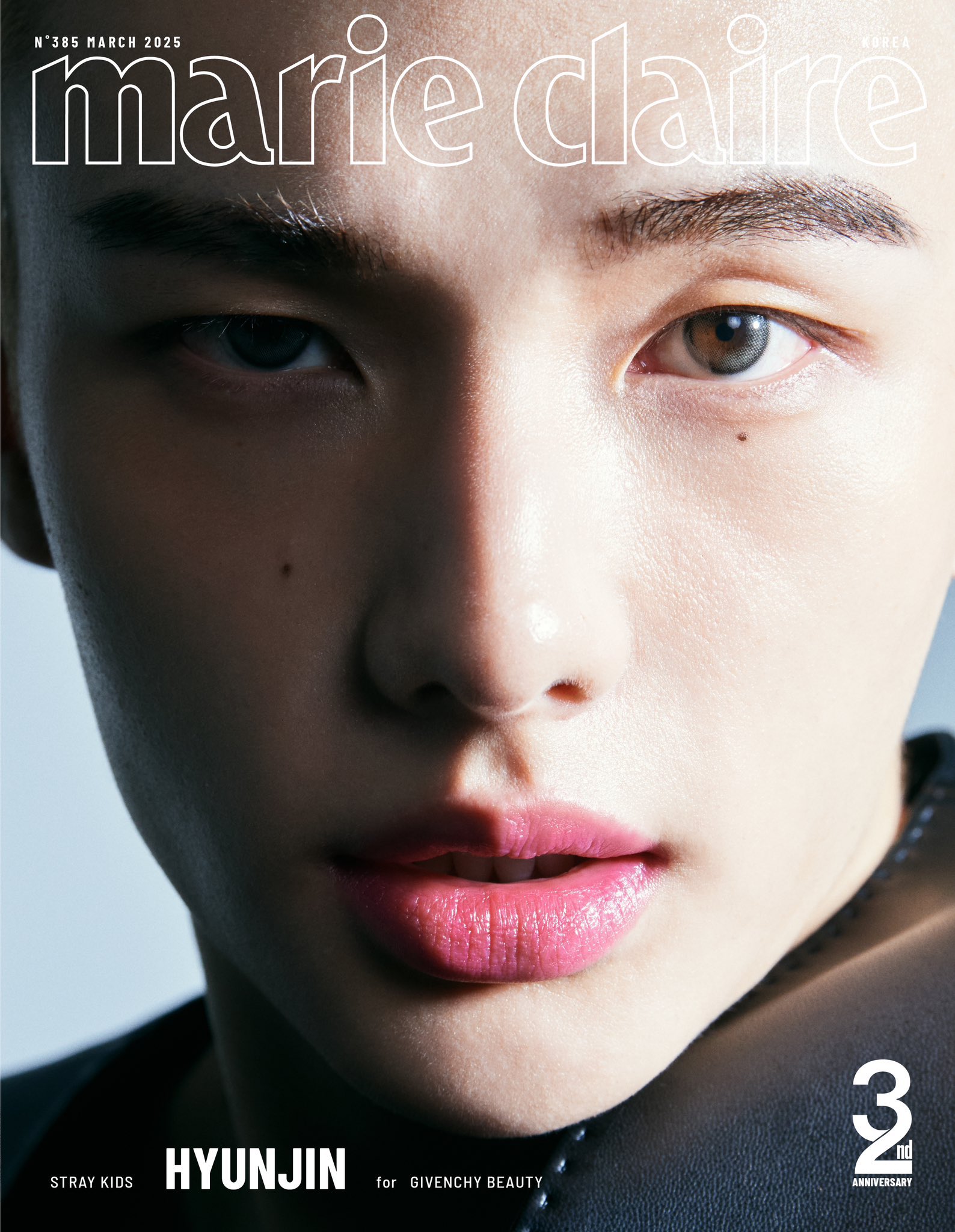 ニコ出品　 ヒョンジン GIVENCHY BEAUTY サイン刻印入り ヒョンジン GIVENCHY ミニパウダー サイン刻印入り カラーN01