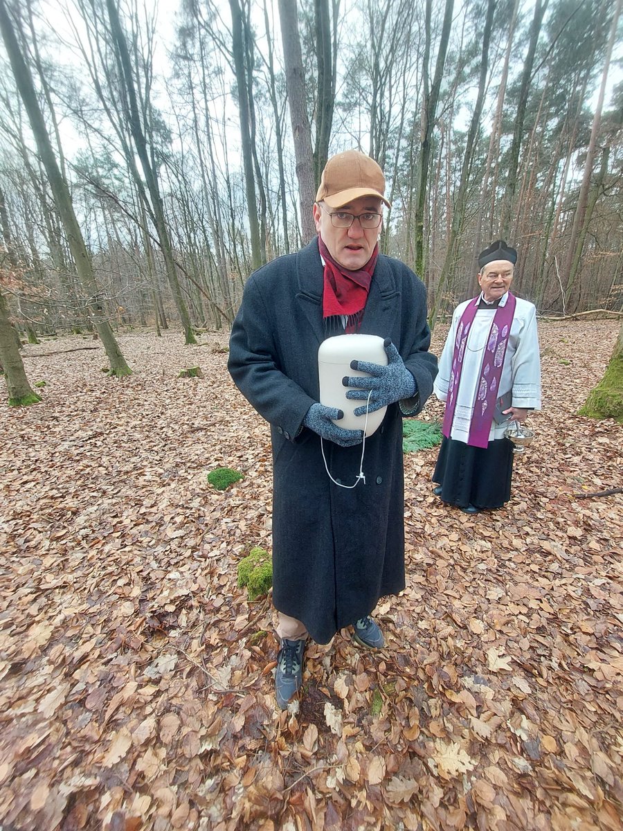 Michael H. Hillger aka Djfunkeedee tweet media