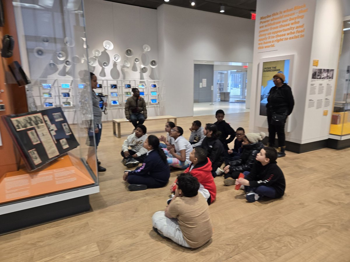 DobaDarris's tweet photo. Many thanks to the staff of @JRFoundation for the private tour of the museum for our 4th and 5th graders! #Inspiring #Education #Service https://t.co/Z8bLOtCYI6