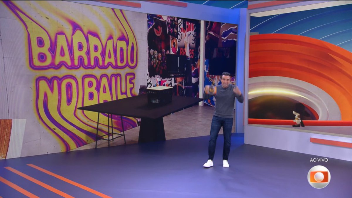 centralreality's tweet photo. 🚨VEJA: O brother vetado da festa ficará num quarto isolado apenas com água, pão e banheiro. Porém, se conseguir montar um quebra-cabeças de 300 peças poderá voltar para a festa! #BBB25 https://t.co/T3fUgDj38S