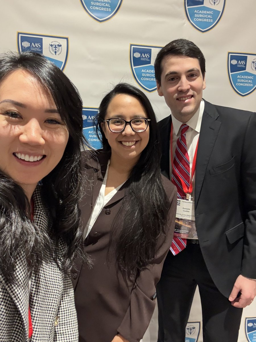 Presenting in the first conference that I presented as a research fellow but now as a resident 🤍 Back to academic surgery and happy to represent <a href="/UTMBSurgery/">UTMBSurgery</a> . #ASC2025