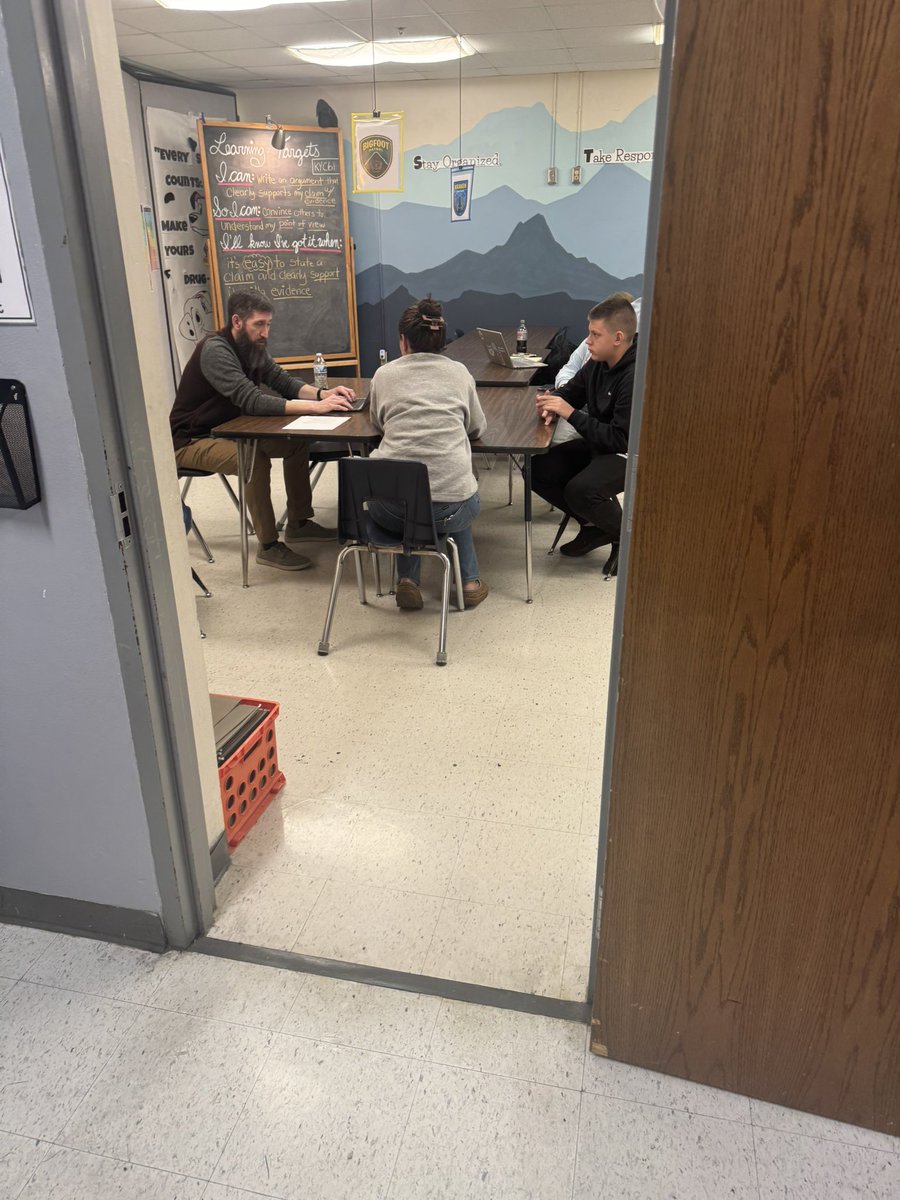 RidleyTim2's tweet image. Thank you to everyone who came out tonight for our Title 1 Data Night! #GeneralsLEAD