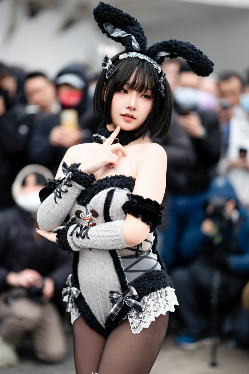 FF44 2日目
Coser: <a href="/leeloonya/">Leeloo リ-ル 릴루 🐈‍⬛</a> 

#FF44