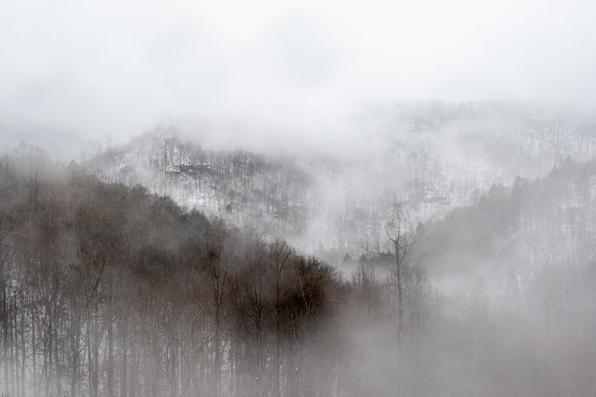 CrisRitchiePics's tweet image. Was a nice and foggy winter evening yesterday in old Knott County. Still, would enjoy a few dry and sunny days.
