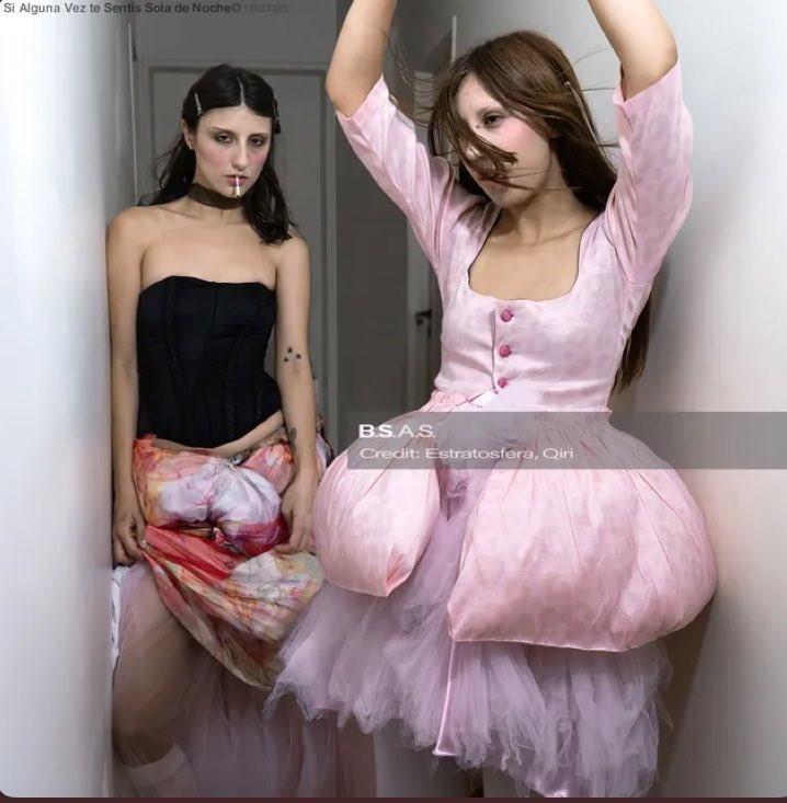 imagine hating me and i’m in my room like this 🩰💋