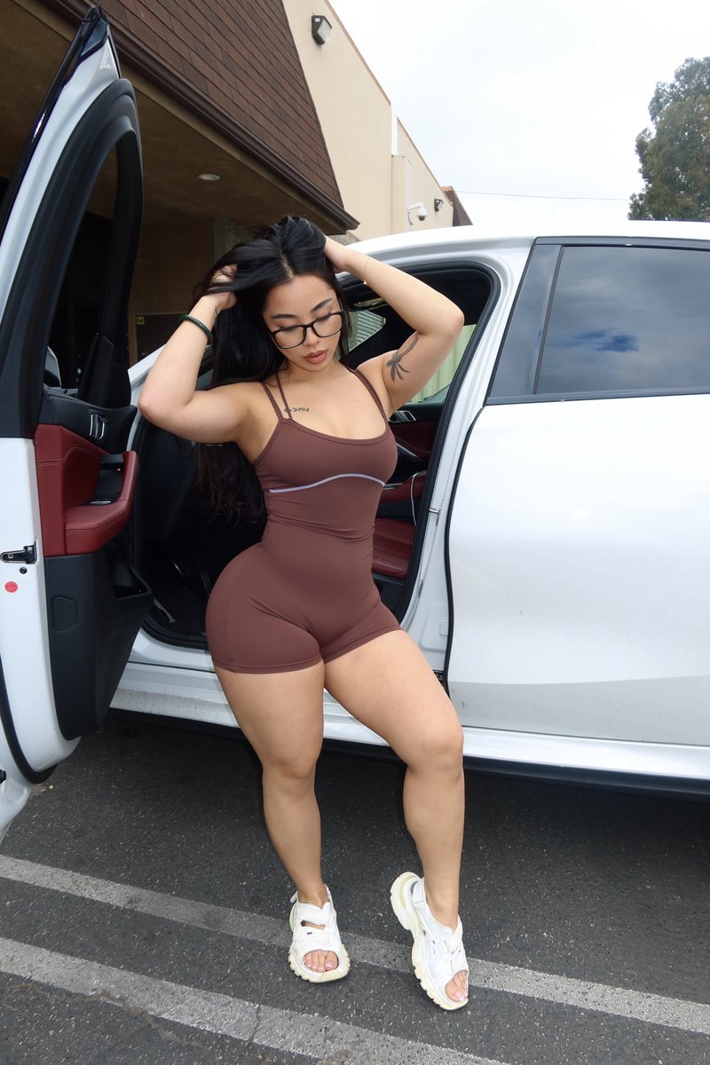 misscindytran's tweet photo. Get in, I’ll drive🤓 https://t.co/Usa8Iord8x