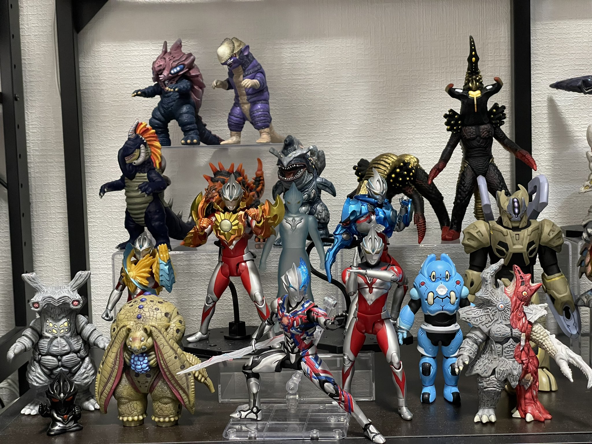 ソフビ ウルトラマンアーク リペイント完成品｜Yahoo!フリマ（旧