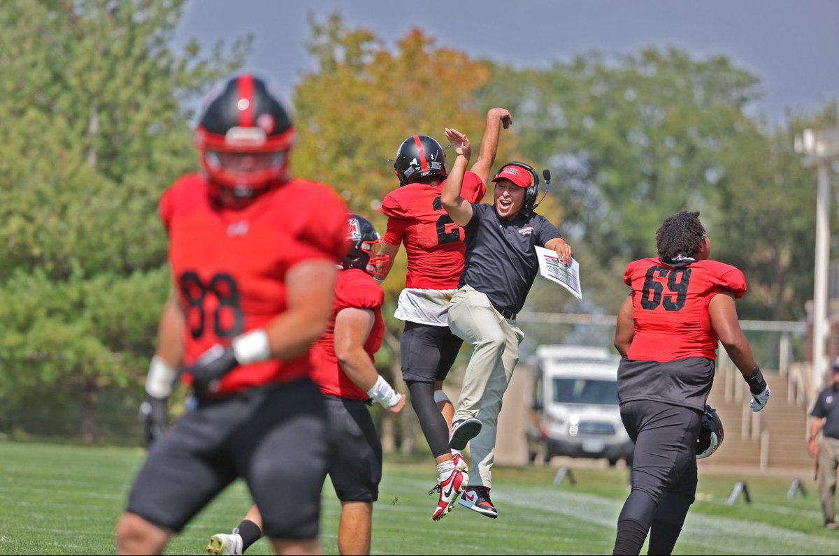Thank you to <a href="/HFCBarnes/">Brent Barnes</a> and <a href="/Grinnell_FB/">Grinnell College Football</a> for the Junior Day Invite! Can’t wait to get onto Campus Monday and learn more about your program!
<a href="/FBstreaks/">Coach Brasile</a> <a href="/WHSFootball1907/">WHS Football</a> <a href="/TopGunQB/">COACH HOFF</a> <a href="/DeepDishFB/">DEEP DISH FOOTBALL</a>  <a href="/EDGYTIM/">Timothy “EDGYTIM” OHalloran</a> <a href="/CoachBJones95/">Bobby IndianaJones </a> <a href="/PrepRedzoneIL/">Prep Redzone Illinois</a> <a href="/jonmickle2/">jon_mickle</a> #AO1