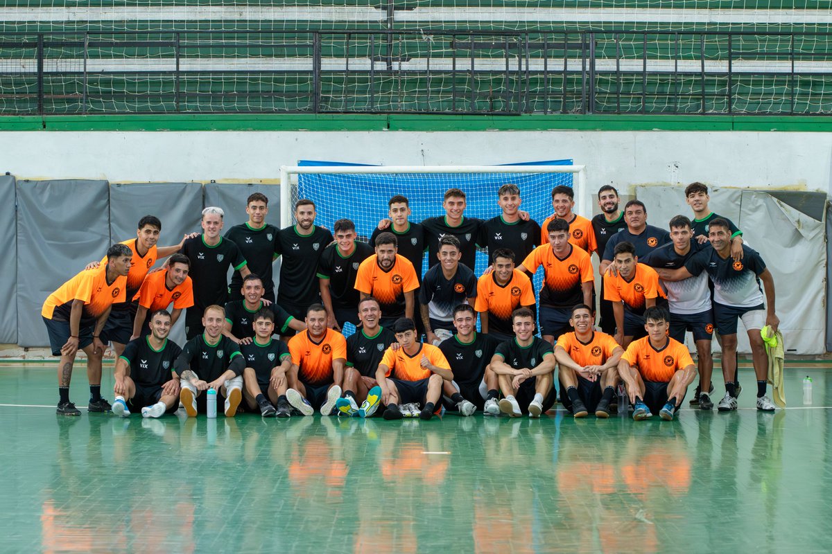A Dos Toques Futsal (@adostoquesfut) on Twitter photo 👉🏻 En su segundo amistoso de pretemporada, <a href="/PinochoFutsalOf/">CSyD Pinocho Futsal</a> venció esta mañana a <a href="/villalanata/">Villa La Ñata</a>.
📸 <a href="/soynaticarles/">Soycarlescomopuyol</a> 👉🏻 En su segundo amistoso de pretemporada, <a href="/PinochoFutsalOf/">CSyD Pinocho Futsal</a> venció esta mañana a <a href="/villalanata/">Villa La Ñata</a>.
📸 <a href="/soynaticarles/">Soycarlescomopuyol</a>