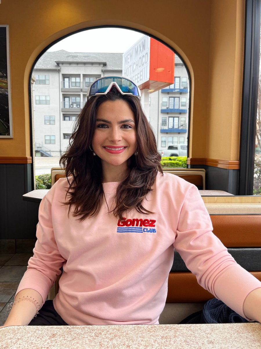 Valentina Gomez tweet media