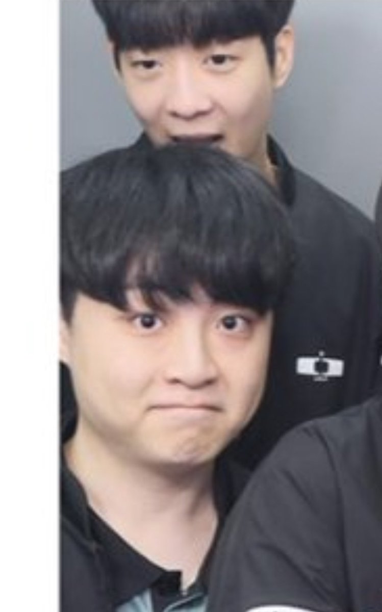 꾸리 tweet media