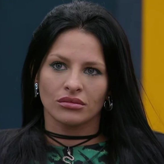 chiara sirvió pelea, contenido, argumentos y rostro
#GranHernano