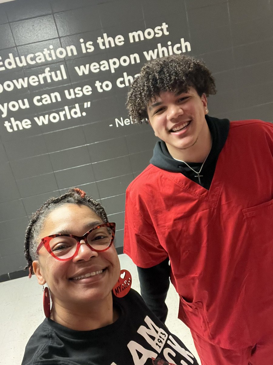 Jessica Jones tweet media