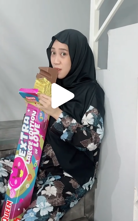 ArwanNoviyanto's tweet photo. @Deens786 @stormzy Unik Video
cek this Out : https://t.co/Qu8XRnAElX https://t.co/GdxpJsvG1a