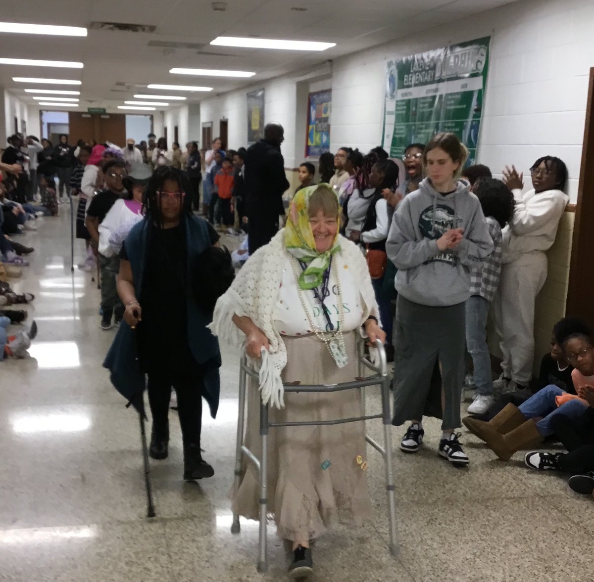 Lakeview Elementary Dolphins (@lakeviewelempps) on Twitter photo On Monday, our dolphins made a splash celebrating the 100th Day of School! π¬ Students got creative, dressing as if they were 100 or wearing outfits with 100 items. The fun-filled day ended with a fantastic parade! #PPSShines #DolphinPride <a href="/ebracyPPS/">Dr. Elie Bracy III</a> <a href="/EZbeingGreene_/">Miss Greene</a> <a href="/trtguy/">Brian McKee</a> On Monday, our dolphins made a splash celebrating the 100th Day of School! π¬ Students got creative, dressing as if they were 100 or wearing outfits with 100 items. The fun-filled day ended with a fantastic parade! #PPSShines #DolphinPride <a href="/ebracyPPS/">Dr. Elie Bracy III</a> <a href="/EZbeingGreene_/">Miss Greene</a> <a href="/trtguy/">Brian McKee</a>