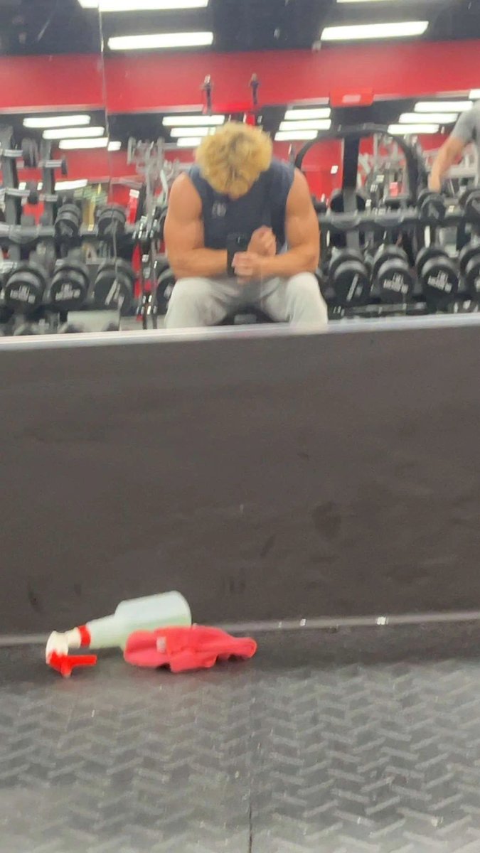 Evan Volper (@evan_volper) on Twitter photo working like a mad man to get over this injury and ready to play! working like a mad man to get over this injury and ready to play!