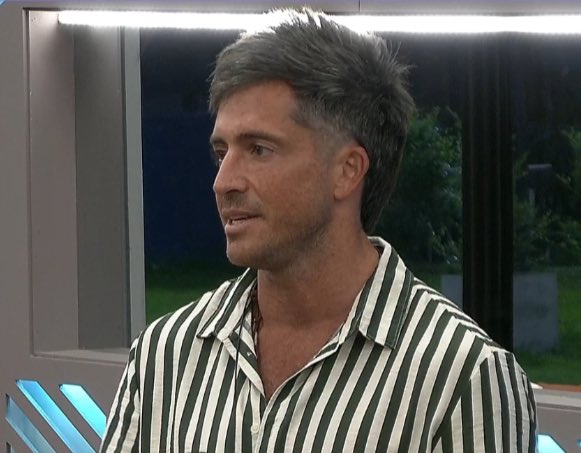 gh_trivia's tweet image. ¡SE PICÓ! 

¿De qué lado estás? 

🔁 JUAN PABLO 

❤️ CHIARA 

#GranHermano