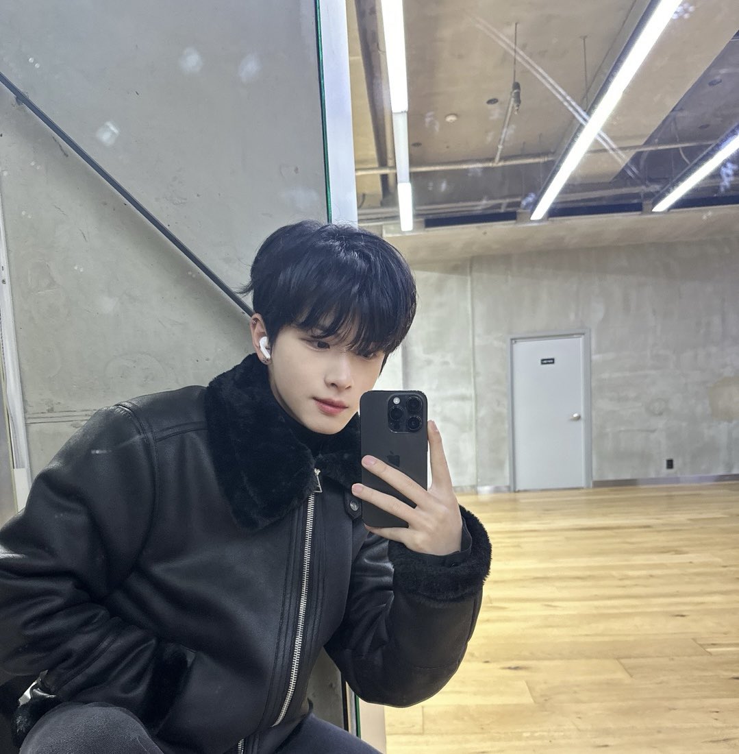 fantasyboys_mem's tweet photo. [#오현태] 

반디❤️

#FANTASYBOYS #판타지보이즈
#OHHYEONTAE https://t.co/dscXjZqNME