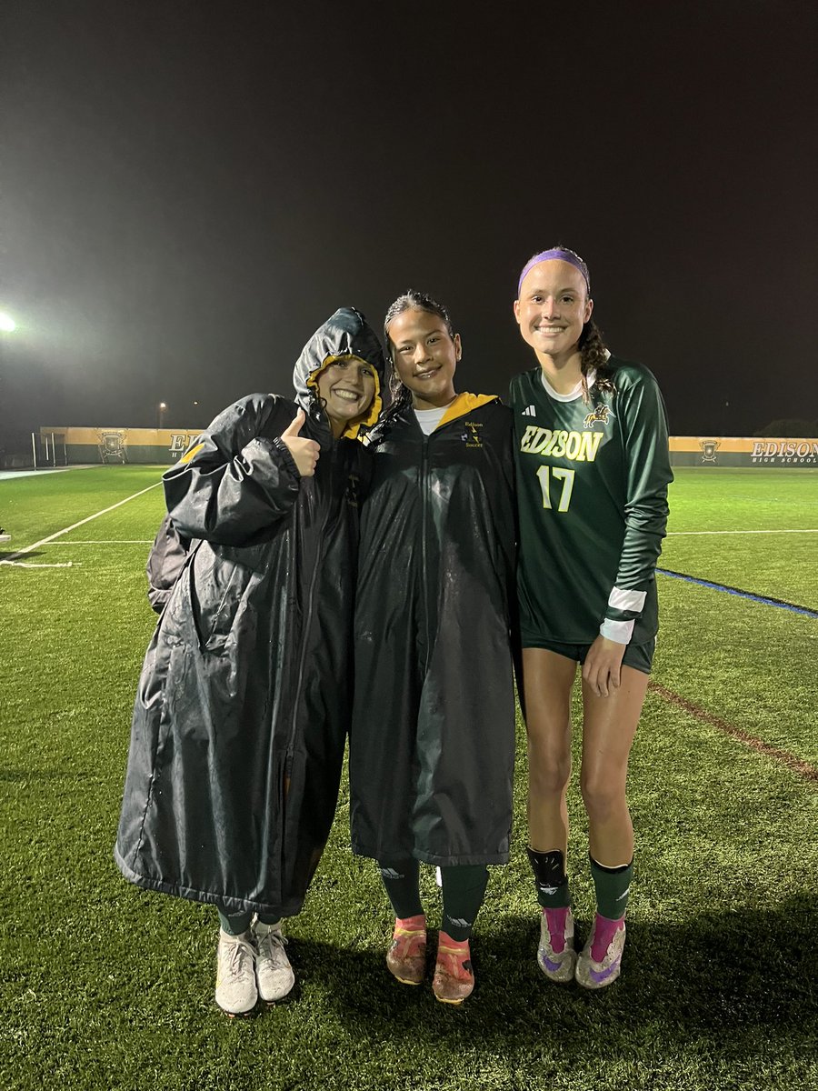 Edison Girls Soccer (@ehs_girlsoccer) on Twitter photo Missing 3 starters and on a soggy pitch, Edison 2-0 over Torrance in Round 1 of CIF playoffs. Goals by Lola Coderre (Katelyn Chantha assist) and Aubrey Dollins. Shutout for Tatum Trout. Round 2 on Friday! <a href="/MuskmelonE/">Coach Mac</a> <a href="/kaitthulin/">Kaitlin Thulin</a> <a href="/TatumTrout2008/">Tatum Trout</a> Missing 3 starters and on a soggy pitch, Edison 2-0 over Torrance in Round 1 of CIF playoffs. Goals by Lola Coderre (Katelyn Chantha assist) and Aubrey Dollins. Shutout for Tatum Trout. Round 2 on Friday! <a href="/MuskmelonE/">Coach Mac</a> <a href="/kaitthulin/">Kaitlin Thulin</a> <a href="/TatumTrout2008/">Tatum Trout</a>