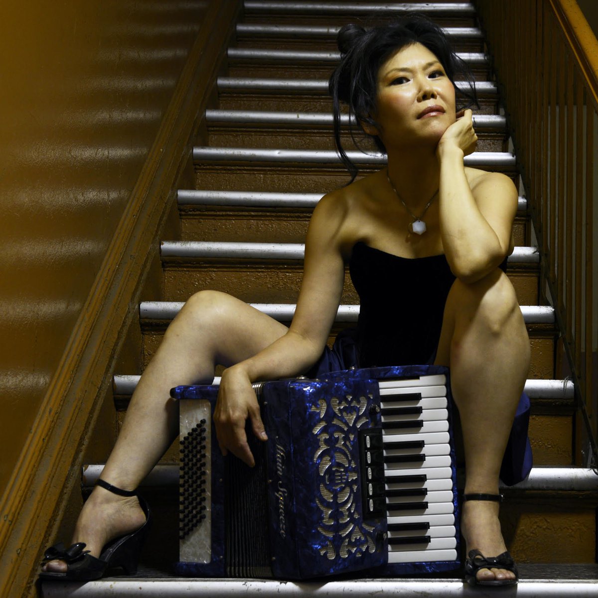 Also joining our Music Guests Of Honor King Missile (Dog Fly Religion) on the main stage at <a href="/MarsconMpls/">MarsCon: Gone Rogue</a> 2025 is Susan Hwang <a href="/soozeehwang/">Susan Hwang</a>! susanhwanglalala.com Just added her to the Performers page at <a href="/MarsConComedy/">MarsCon Comedy Music Track</a> dot com! 😃