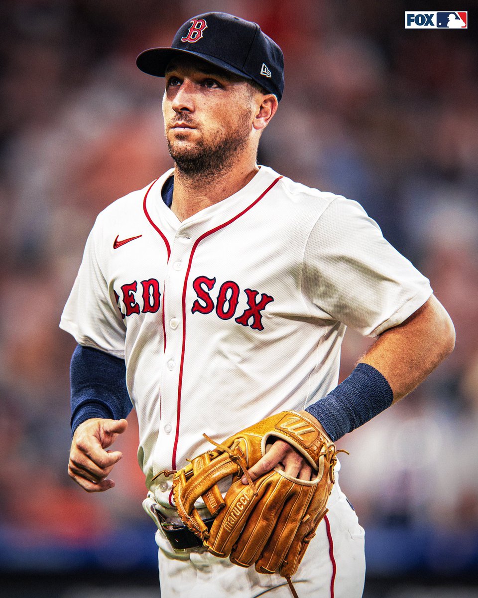 FOX Sports: MLB (@mlbonfox) on Twitter photo BREAKING: Alex Bregman is signing a 3-year, $120 million deal with the Red Sox, per <a href="/Chandler_Rome/">Chandler Rome</a> BREAKING: Alex Bregman is signing a 3-year, $120 million deal with the Red Sox, per <a href="/Chandler_Rome/">Chandler Rome</a>